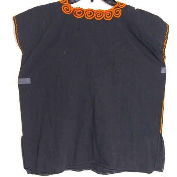 Handmade Women's Mexican Embroidered Floral Black Top Multicolor EUC - Picture 6 of 7